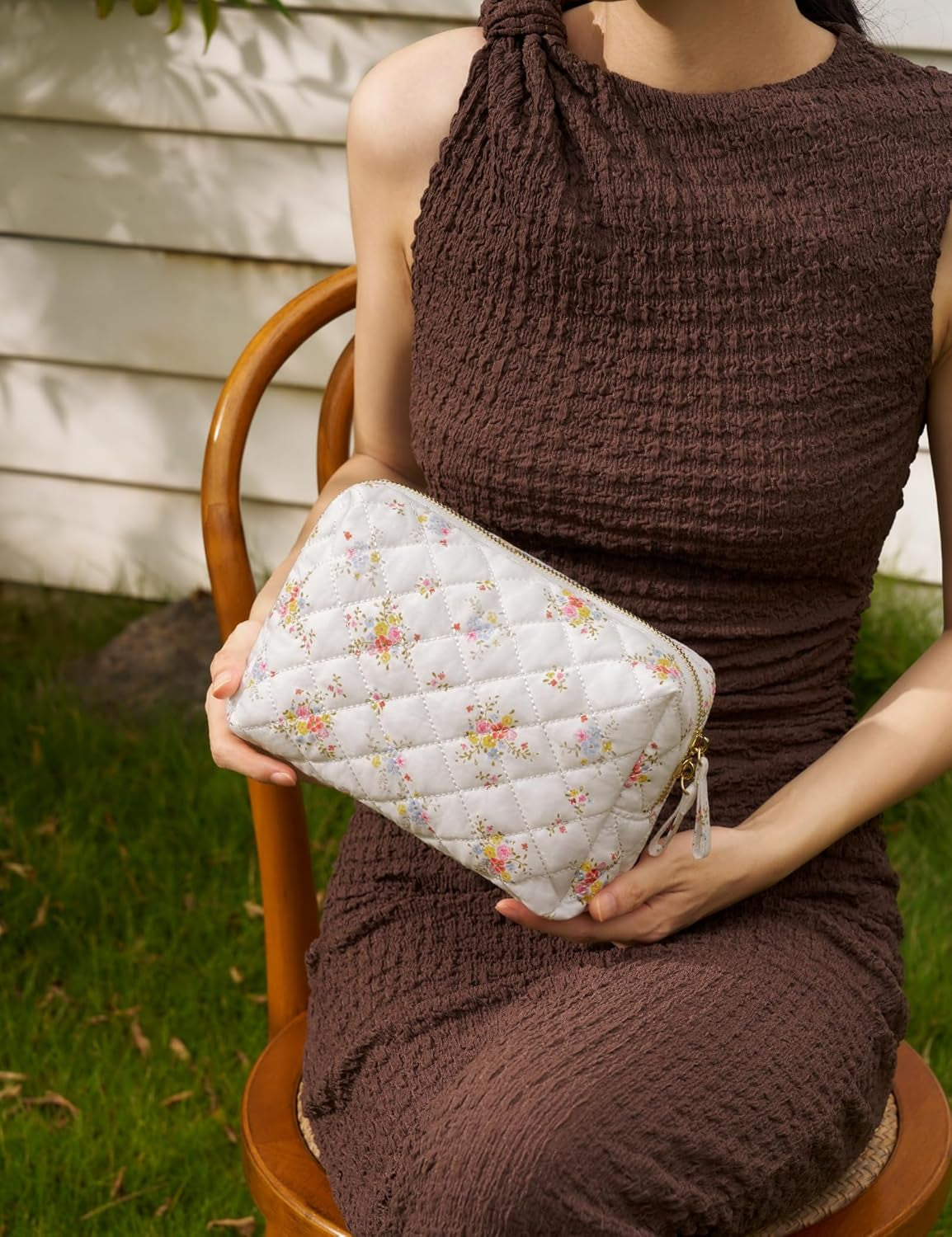 Medium Floral Cotton Quilted Makeup Bag - Aesthetic Travel Cosmetic Pouch for Women